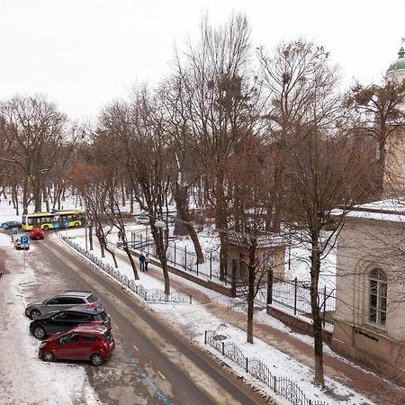 Alfa Apartments Franko University Lviv Bagian luar foto
