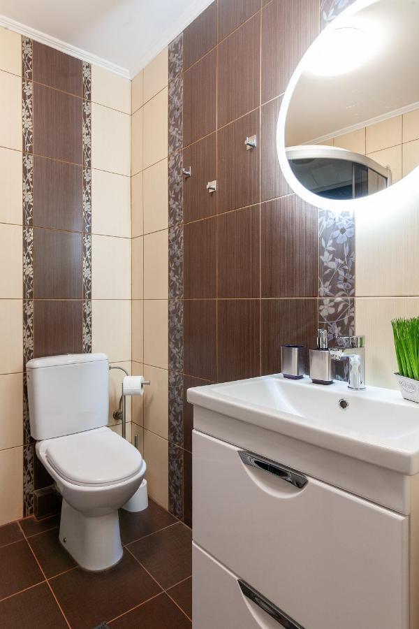 Alfa Apartments Franko University Lviv Bagian luar foto